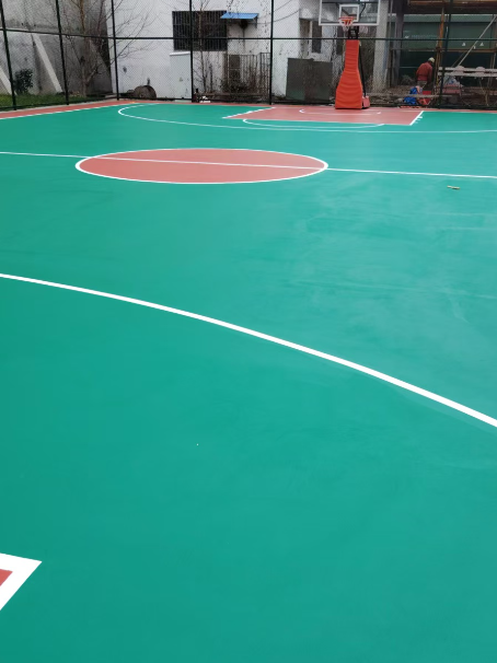 江苏 球场长期使用易出现地面开裂